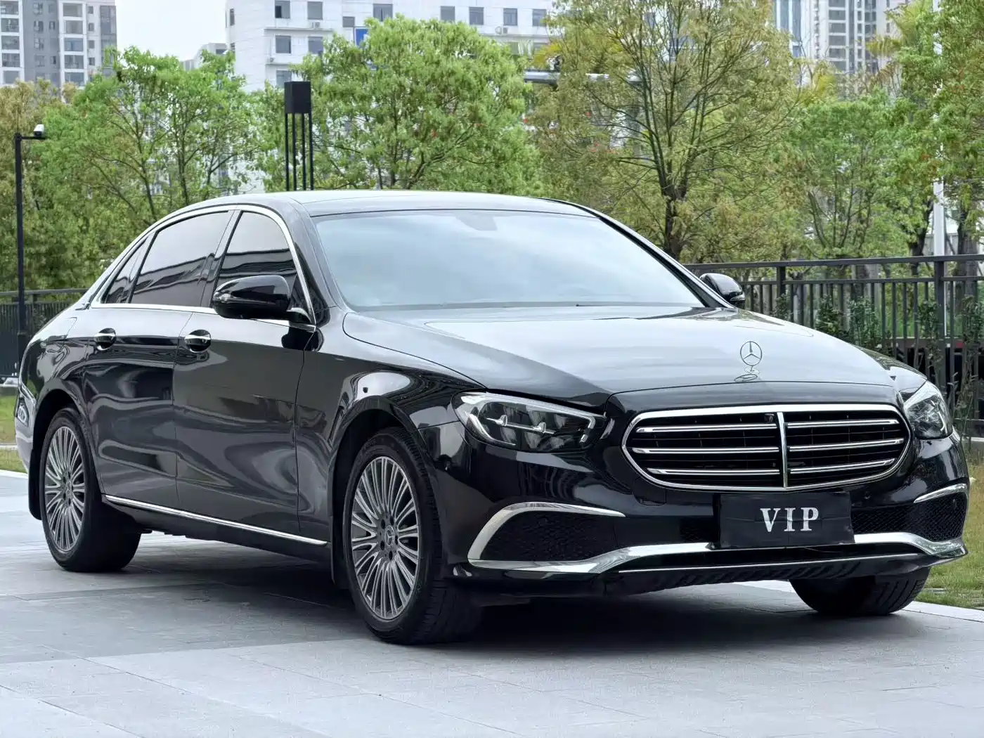 Mercedes-Benz E-Class 2021 E 300 L Fashion
