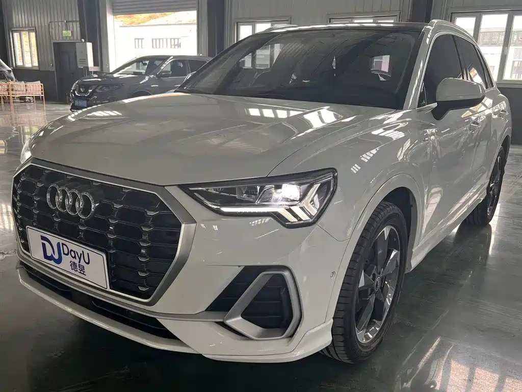 Audi Q3 2021 35 TFSI Fashion Sport