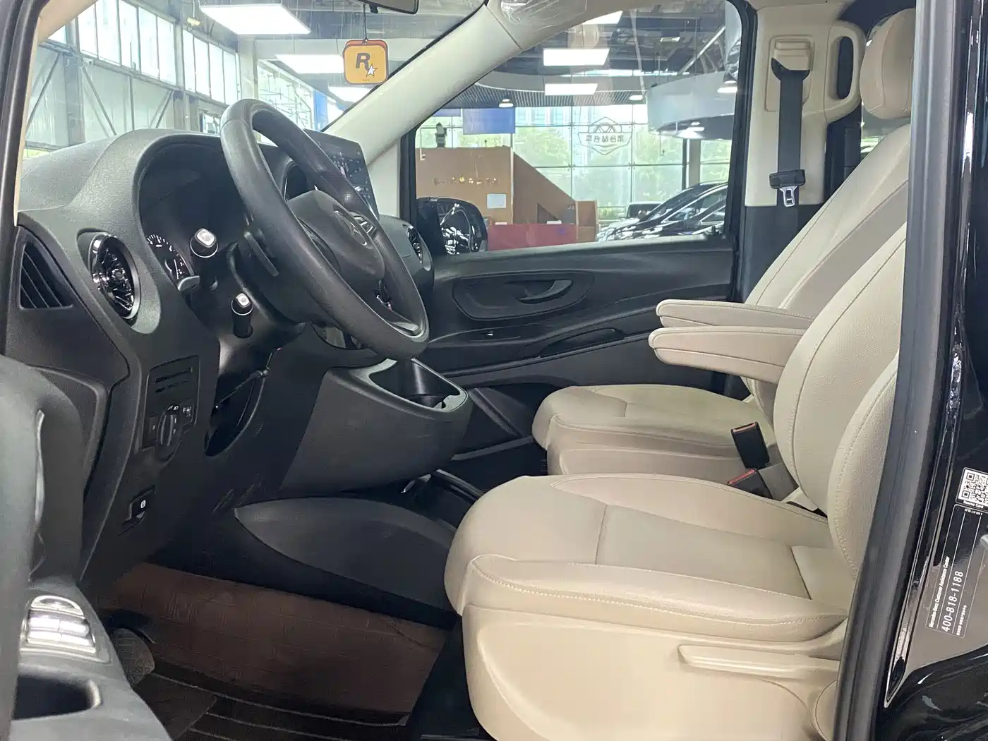 Photo 5 - Mercedes-Benz Vito