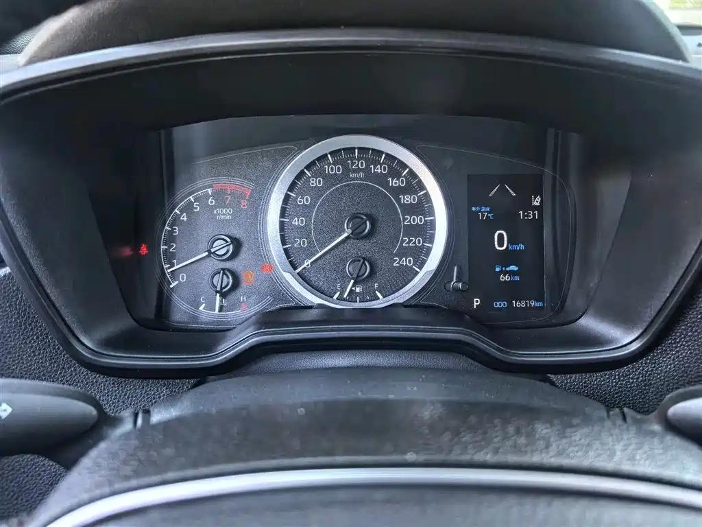 Toyota Levin 2022 185T CVT Luxury Edition фото 19