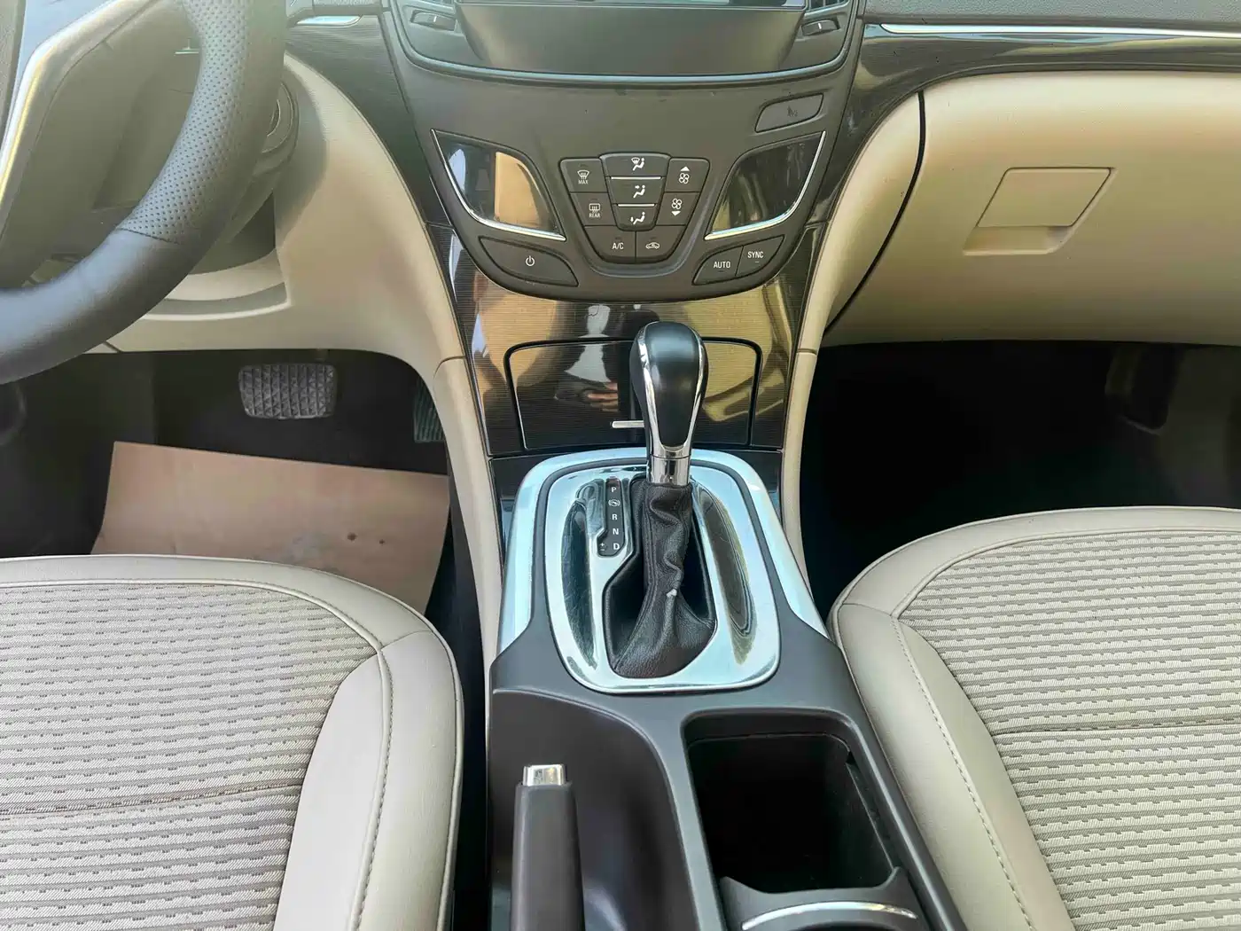 Buick Regal 2014 2.0L Leading Fashion Type фото 10
