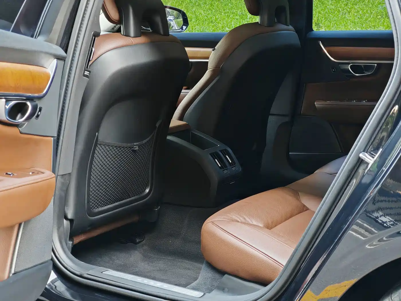 Фото 7 - Volvo S90