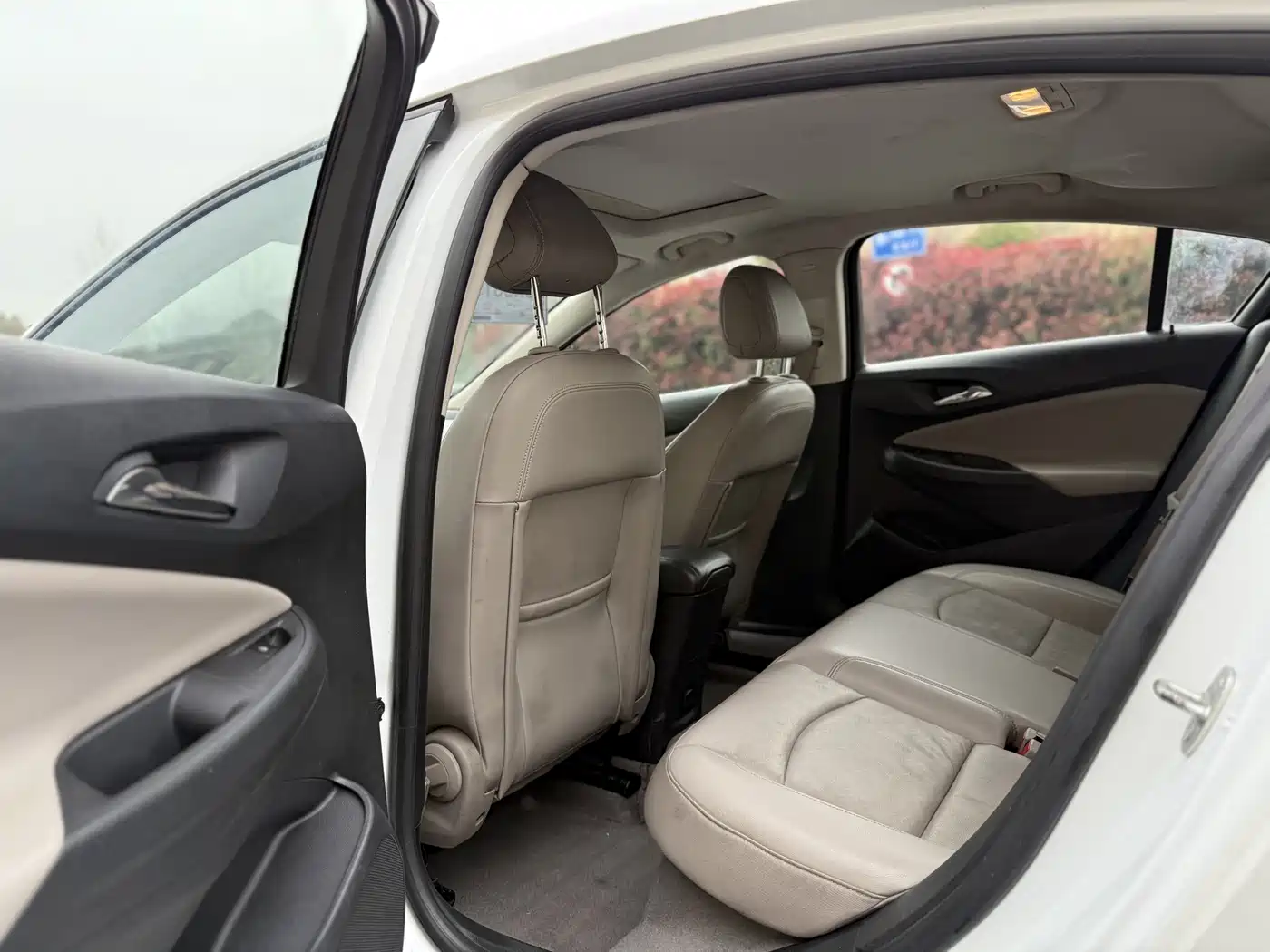 Chevrolet Cruze 2015 1.4T DCG Luxury Edition фото 7