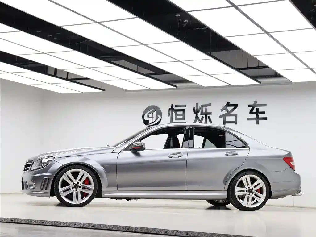 Mercedes-Benz C-Class AMG 2010 AMG C 63 Sport Enhanced Edition фото 31