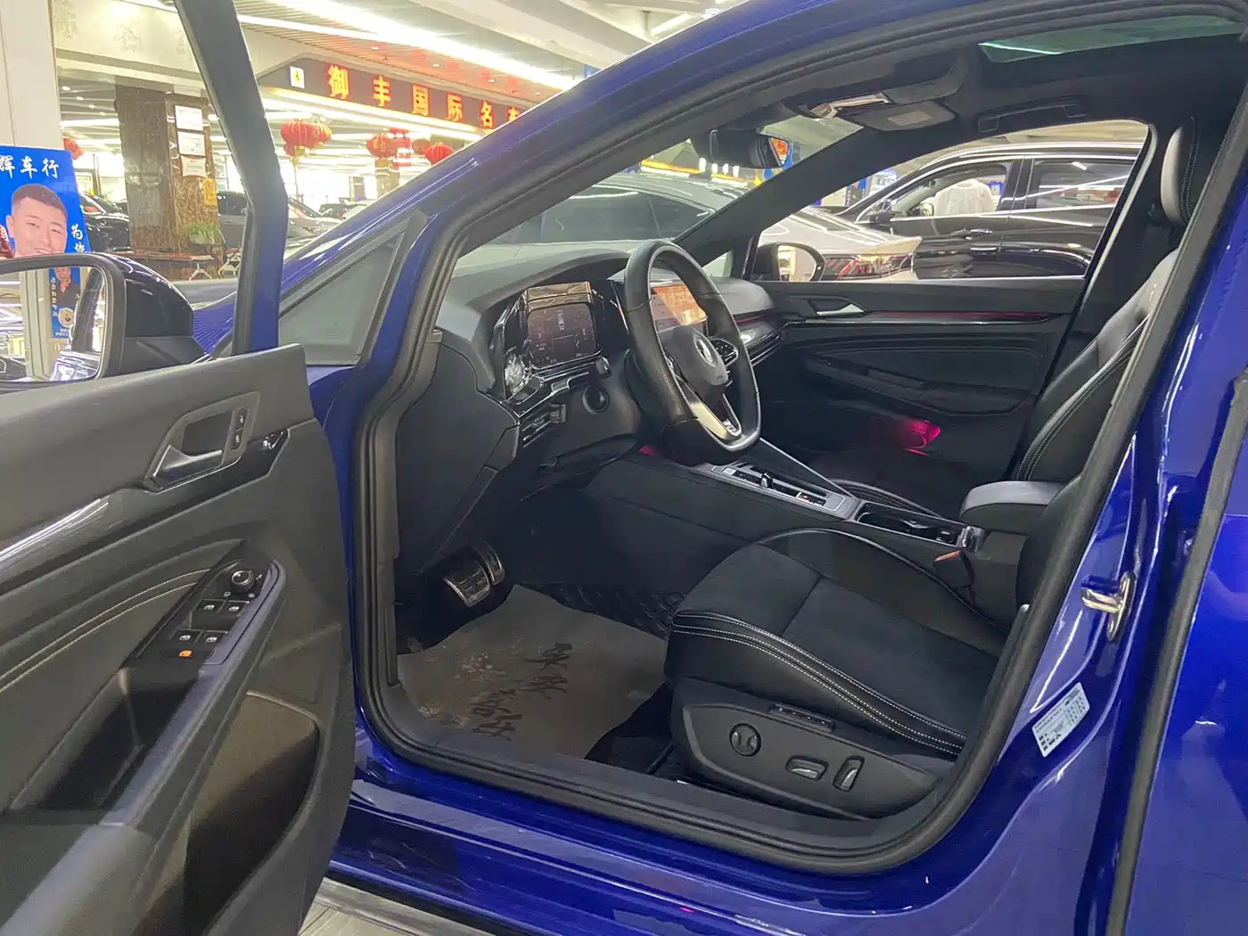 Volkswagen Golf 2021 280TSI DSG R-Line фото 7