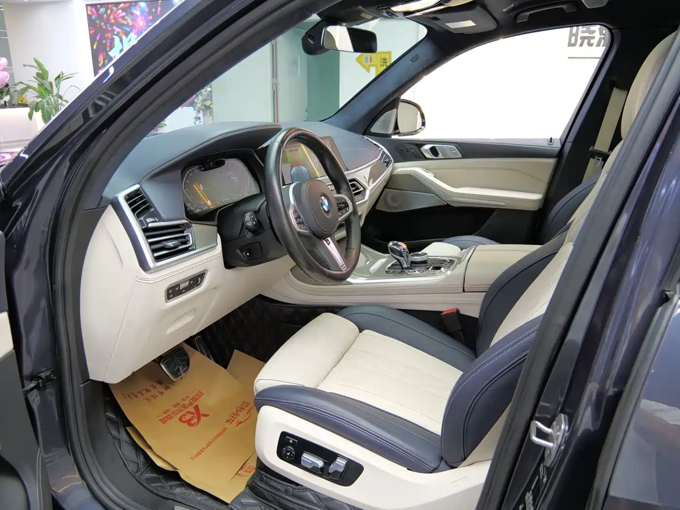 BMW X7 2021 xDrive40i Executive M Sport Package фото 8