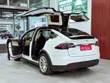 Photo 12 - Tesla Model X