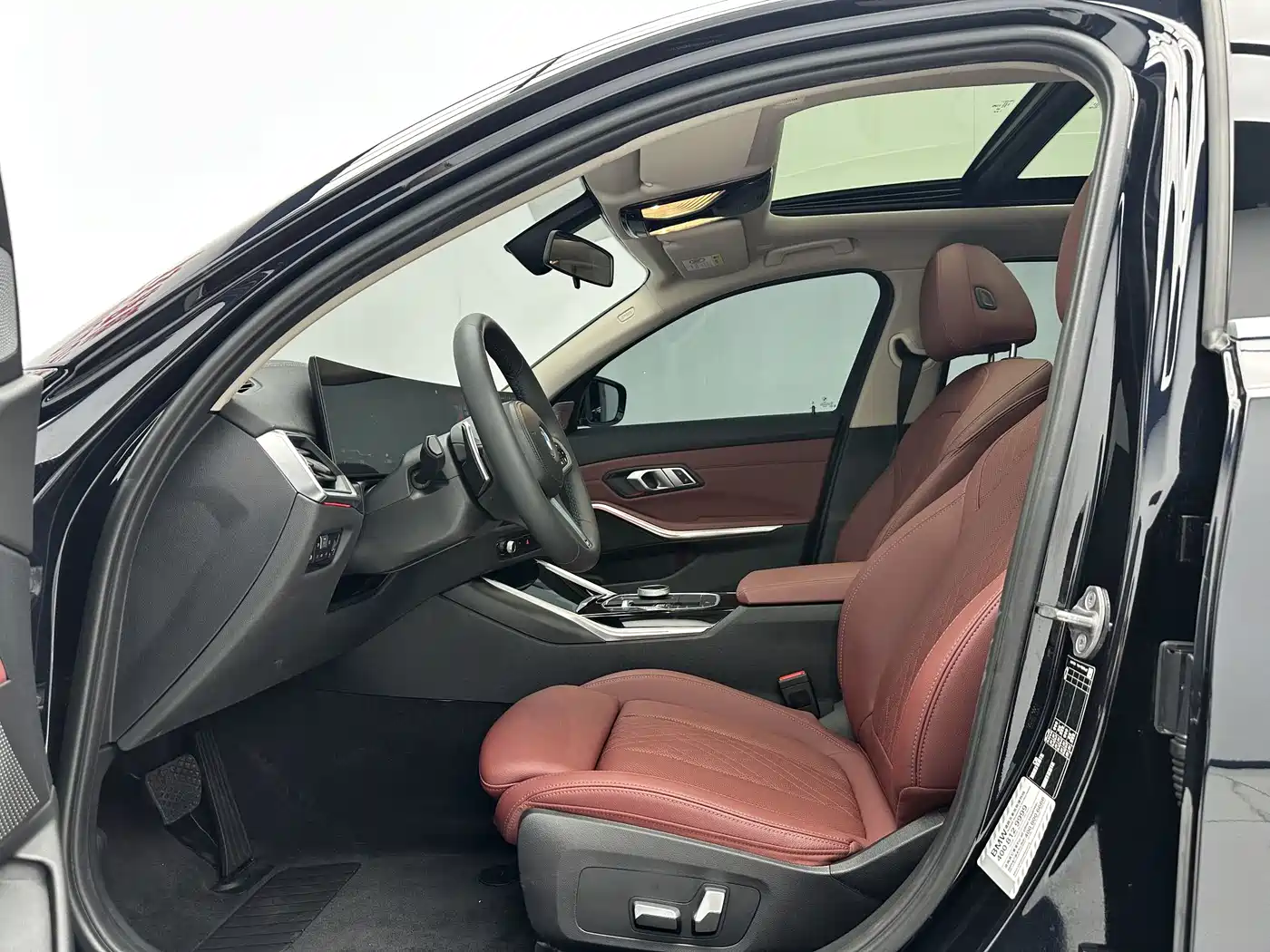 BMW 3 Series 2023 320Li M Sport Package фото 5