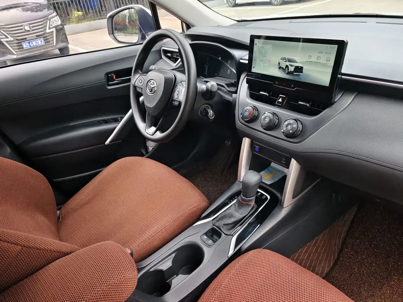 Toyota Corolla Cross 2025 2024 Model 2.0L Pioneer Edition