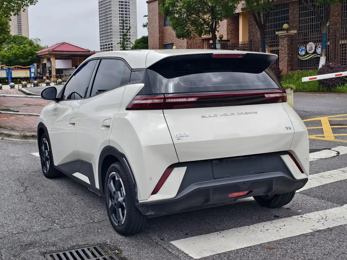 BYD Seagull 2024 Glory Edition 305km Freedom Edition фото 10