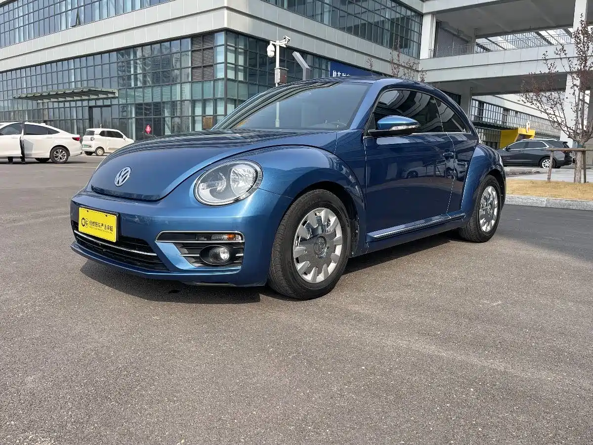Volkswagen Beetle 2018 180TSI Easy Joy Edition