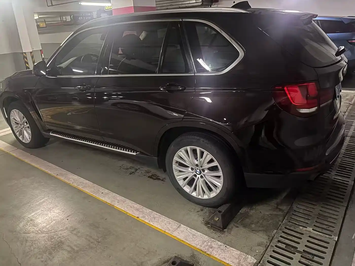 BMW X5 (Import) 2017 xDrive28i фото 4