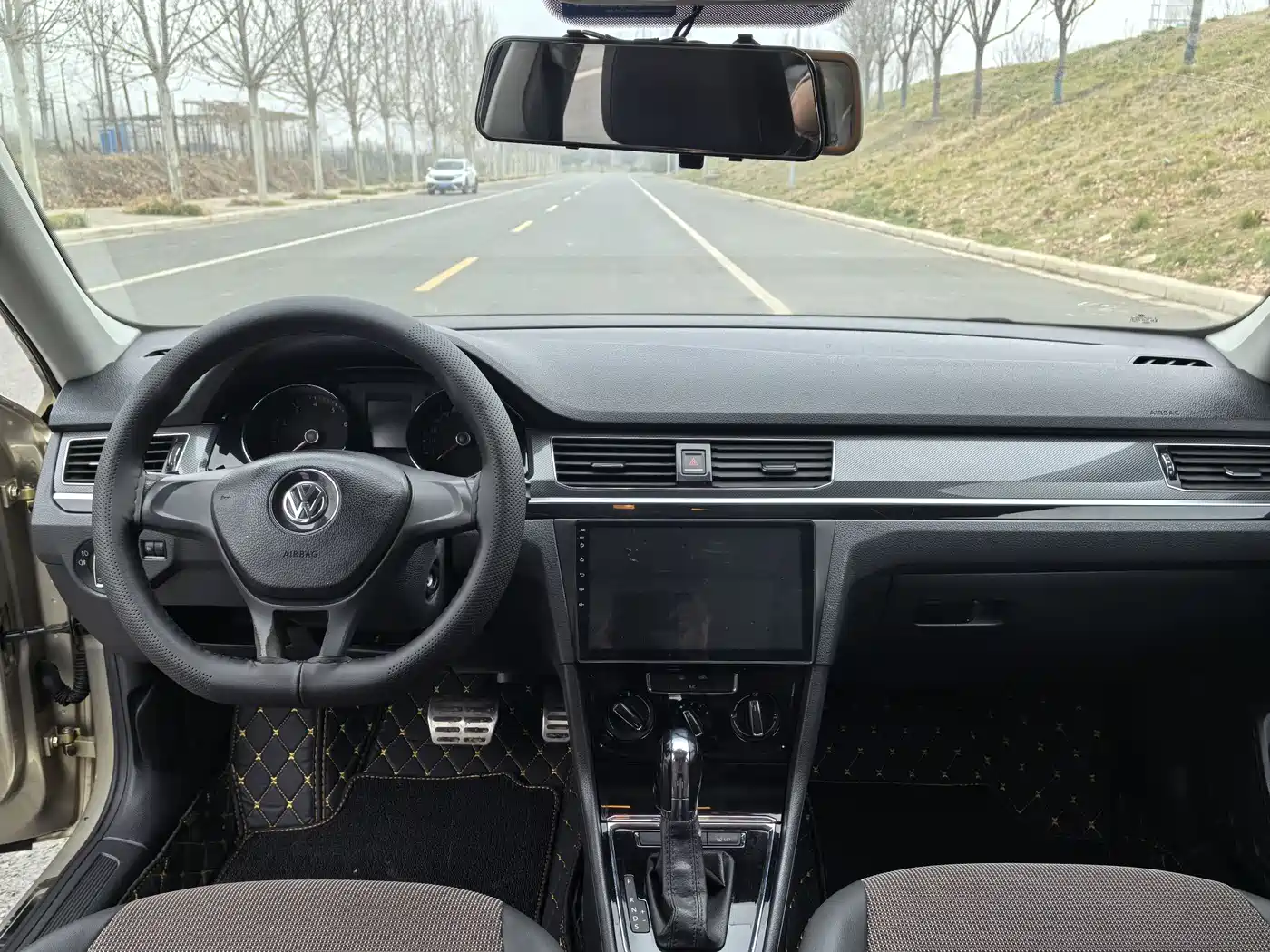 Volkswagen C-TREK 2017 1.6L Automatic Comfort фото 7
