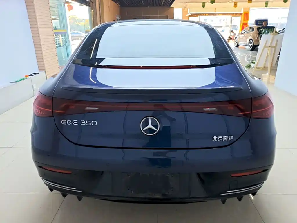 Фото 6 - Mercedes-Benz EQE