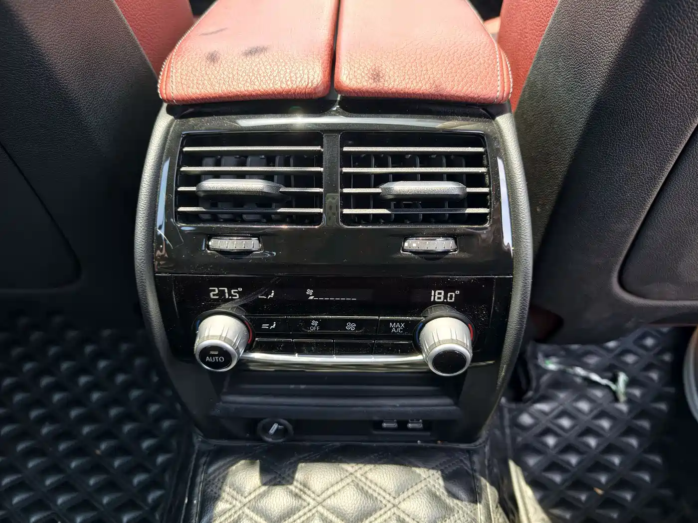 BMW 5 Series 2020 530Li Exclusive M Sport Package фото 18