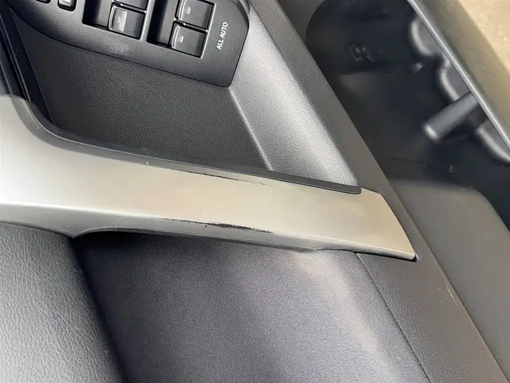 Toyota Prado 2016 2.7L Auto Standard Edition фото 3