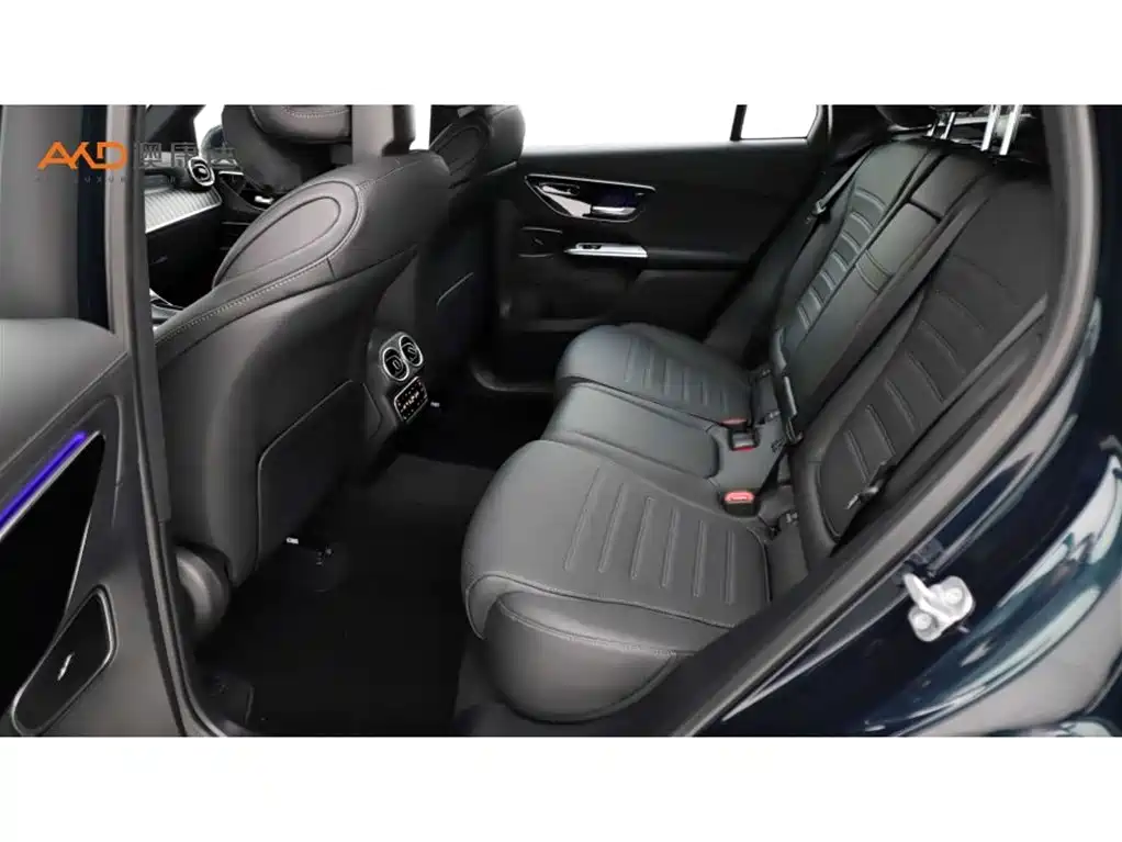 Mercedes-Benz GLC 2023 Facelift GLC 300 L 4MATIC Sport 5-Seater фото 7