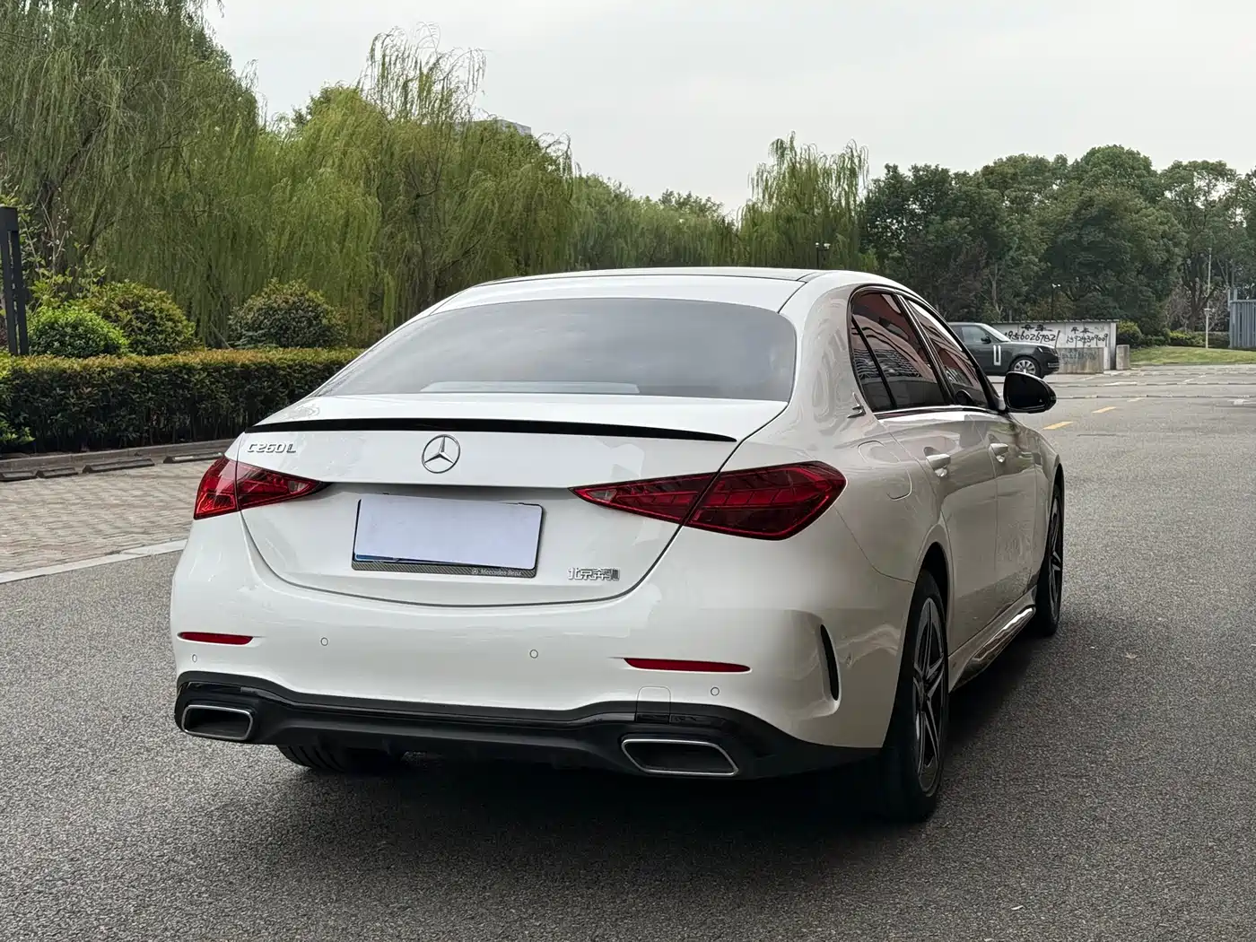 Mercedes-Benz C-Class 2023 Facelift C 260 L Night Sport Edition фото 16
