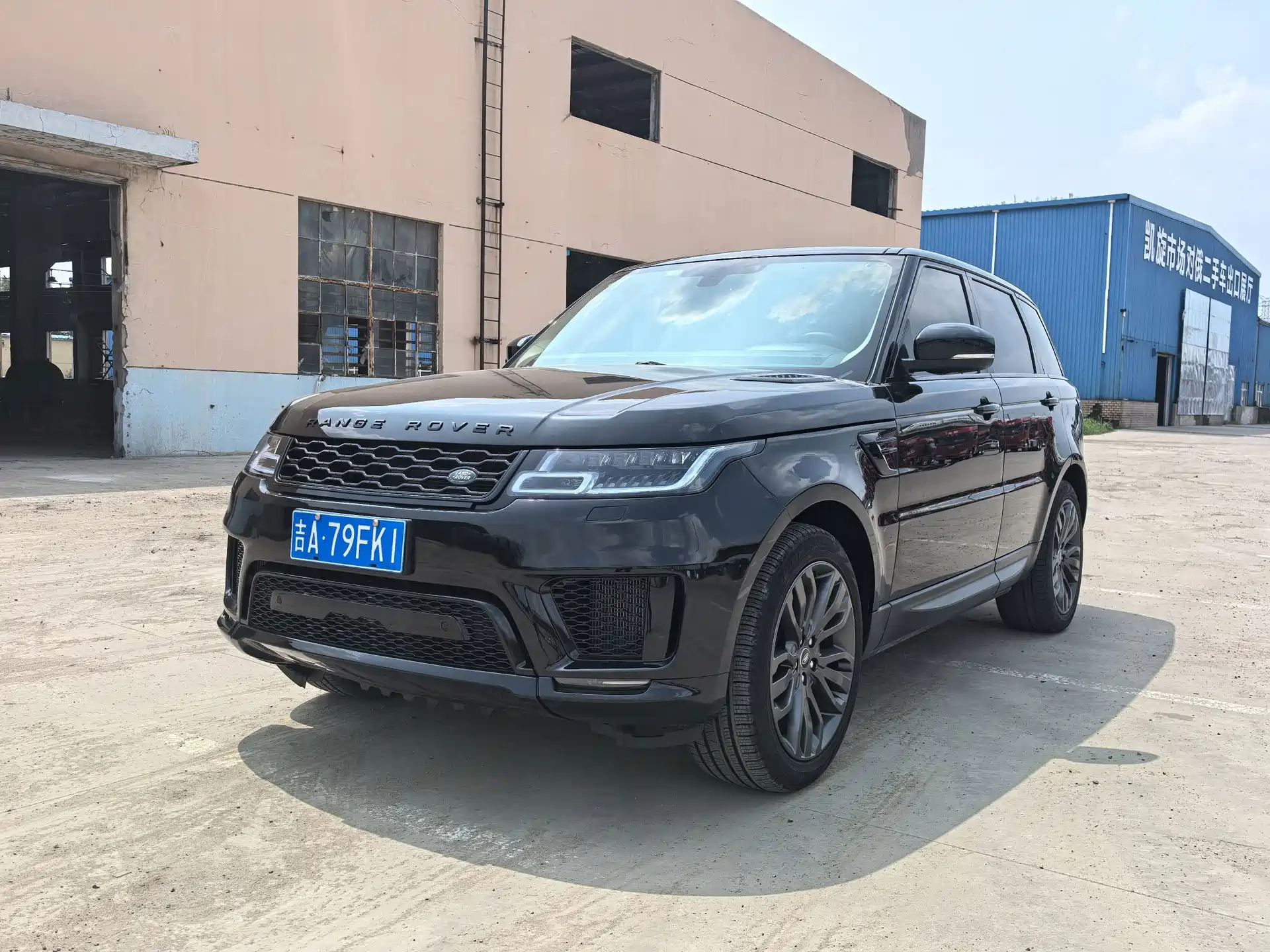 صورة 1 - Land Rover Range Rover Sport