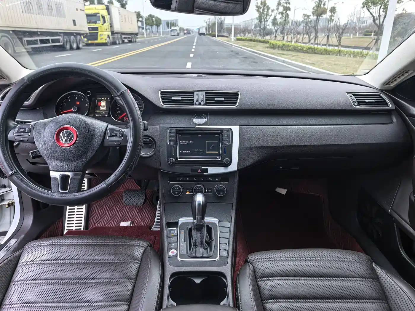 Volkswagen FAW-Volkswagen CC 2016 Model 1.8TSI Luxury фото 10