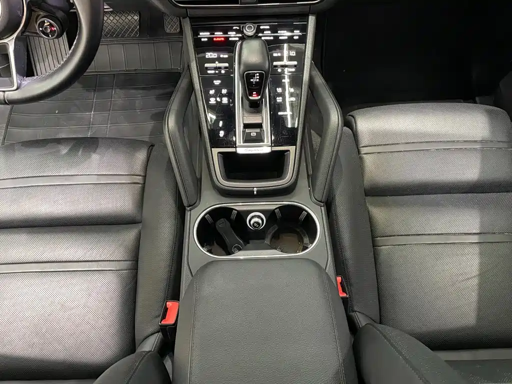 Porsche Cayenne New Energy 2019 2019 Cayenne E-Hybrid 2.0T