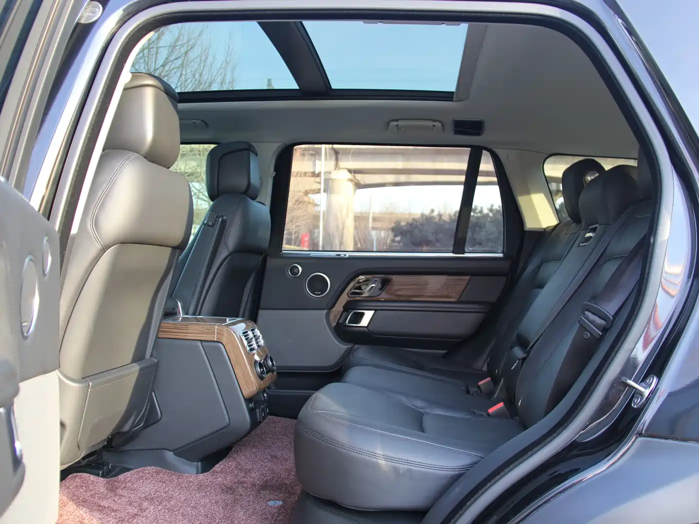 Land Rover Range Rover 2019 3.0 SC V6 Heritage Extended Edition фото 14