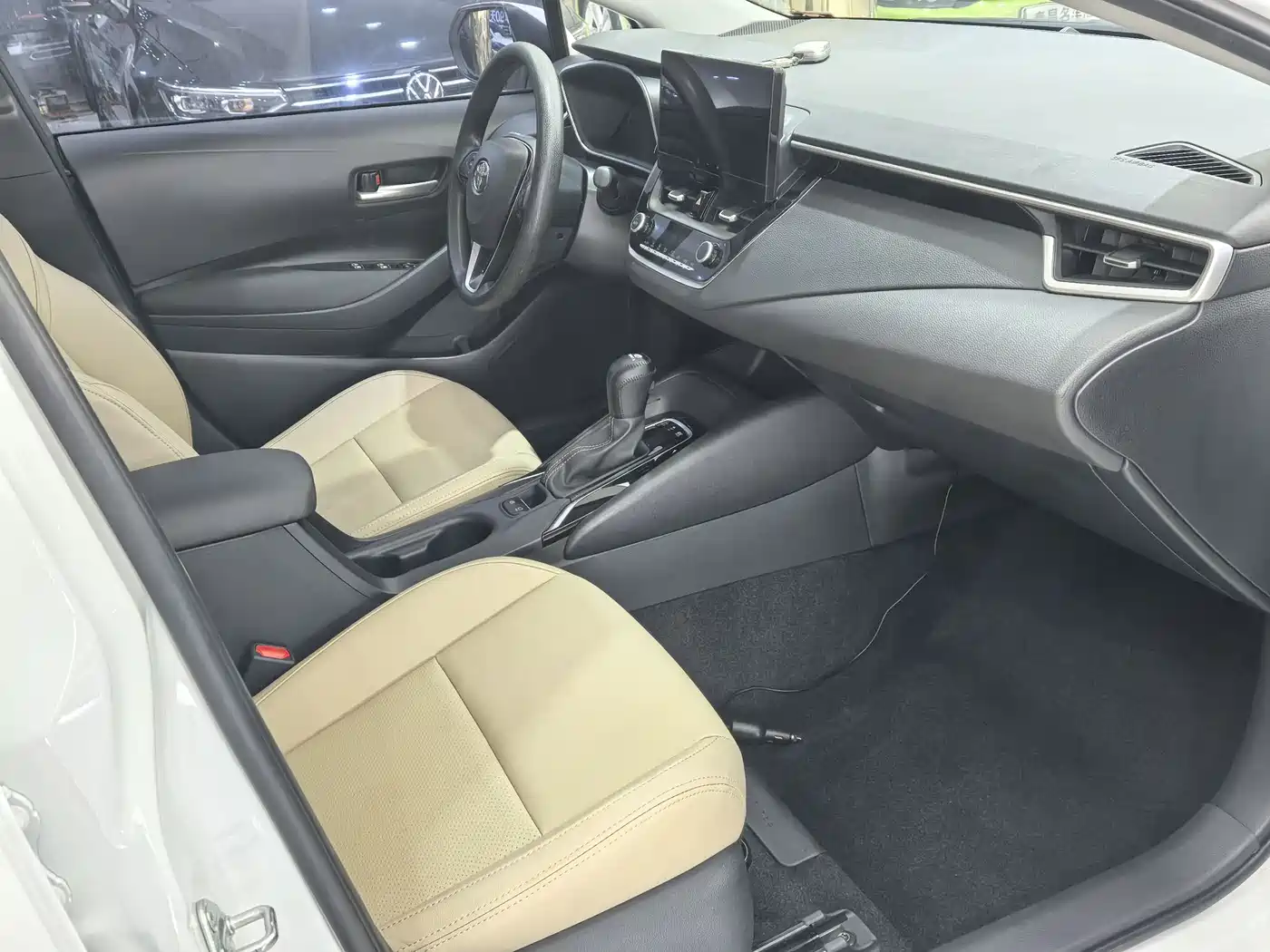 Toyota Levin 2023 Smart Hybrid 1.8L Leading Edition фото 9
