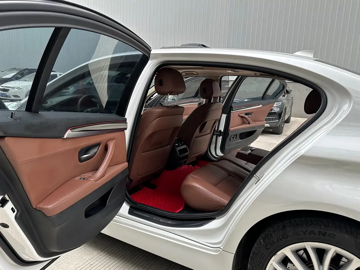 BMW 5 Series 2017 520Li Classic Edition фото 10