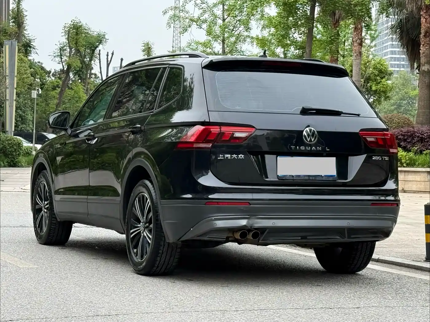 Volkswagen Tiguan L 2021 280TSI Automatic 2WD Smart фото 5