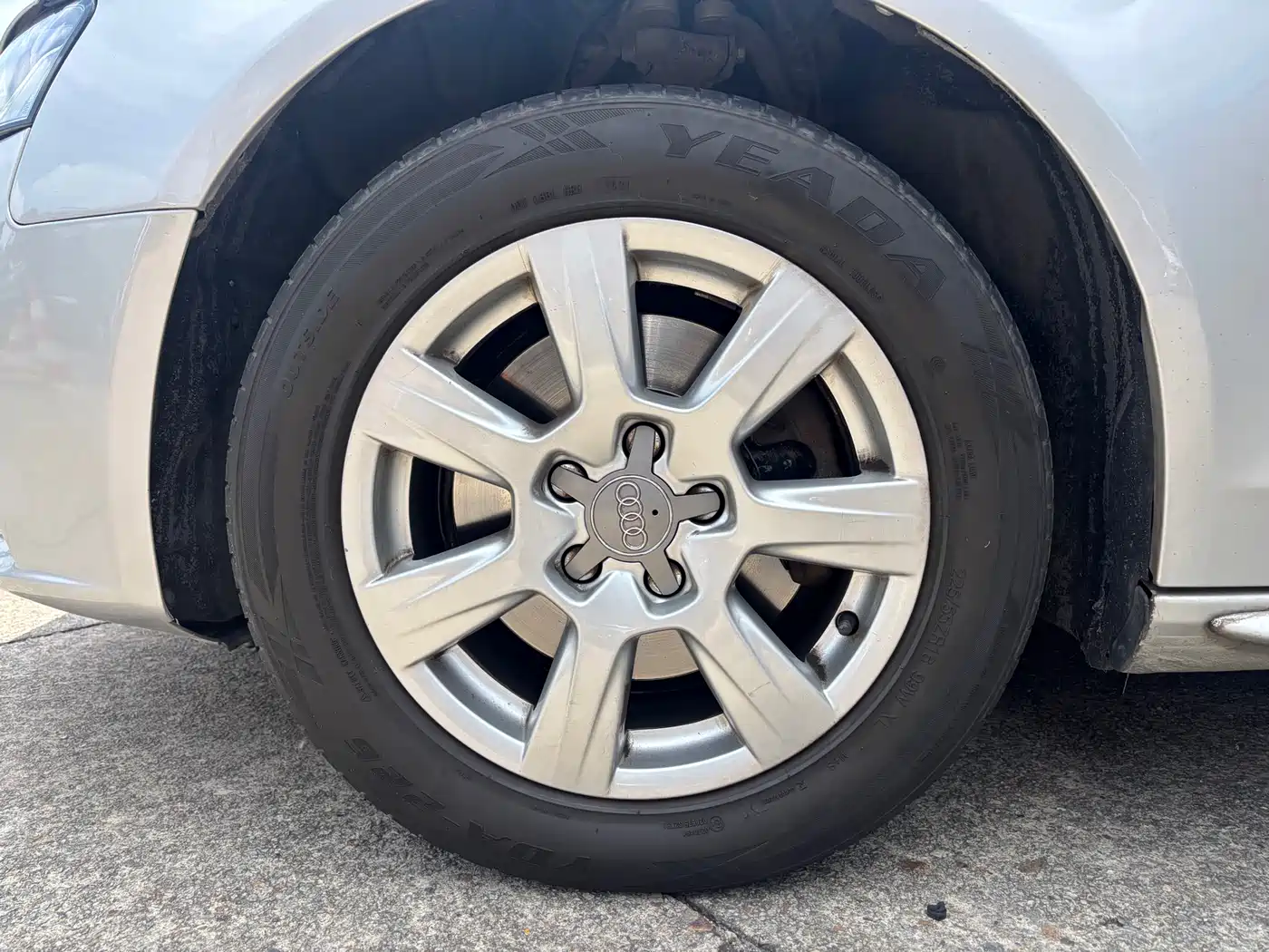Audi A4L 2013 35 TFSI Automatic Comfort фото 14