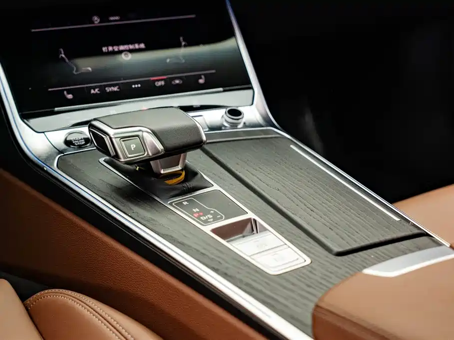 Audi A6L 2026 Model Year 45 TFSI quattro Premium Dynamic фото 14