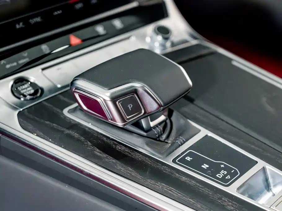 Audi A6L 2024 45 TFSI quattro Exclusive Dynamic фото 16