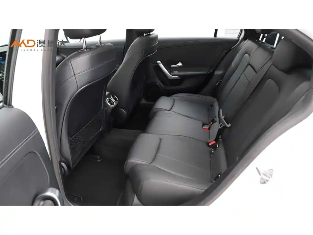 Mercedes-Benz A-Class 2021 A 200 L Sport Sedan Dynamic Type фото 7