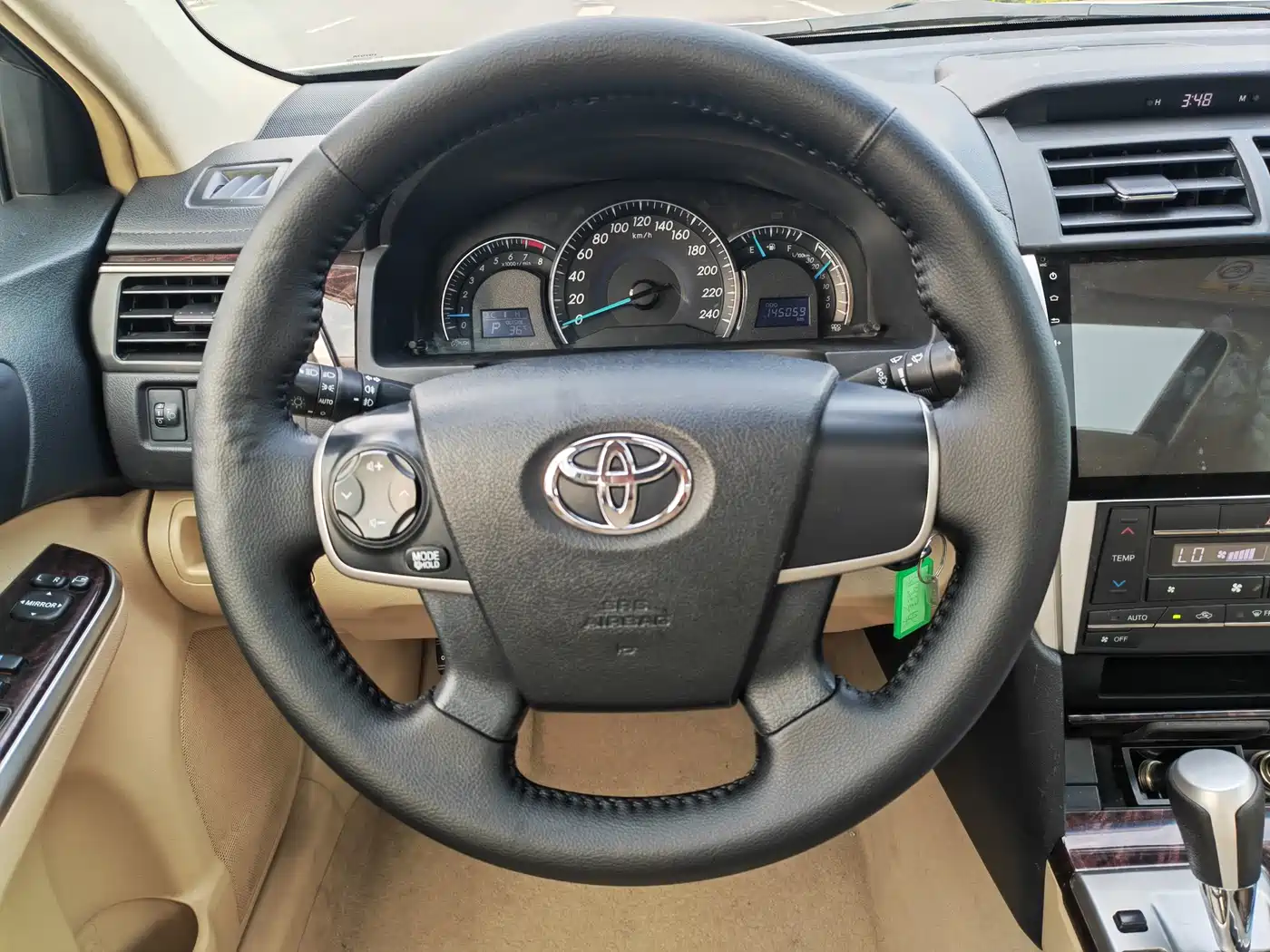 Toyota Camry 2015 2.0E Elite Edition фото 12