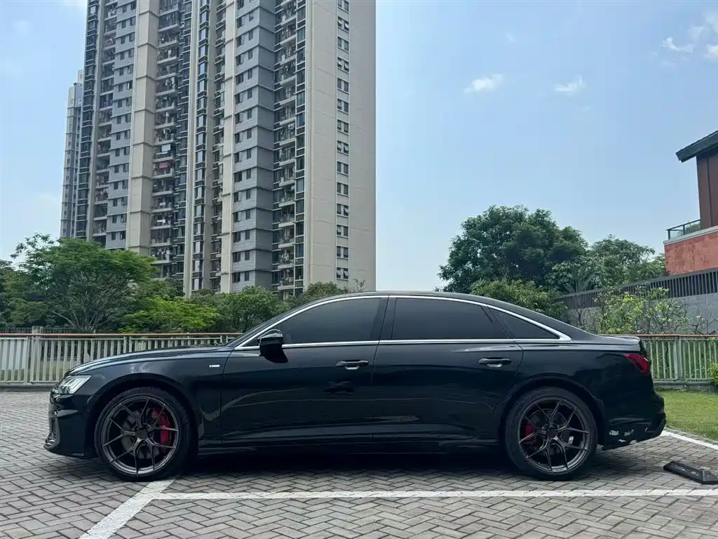 Audi A6L 2022 55 TFSI quattro Premium Dynamic фото 8