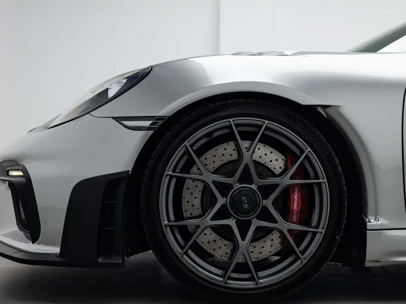 Porsche 718 2022 Cayman GT4 RS 4.0L фото 6