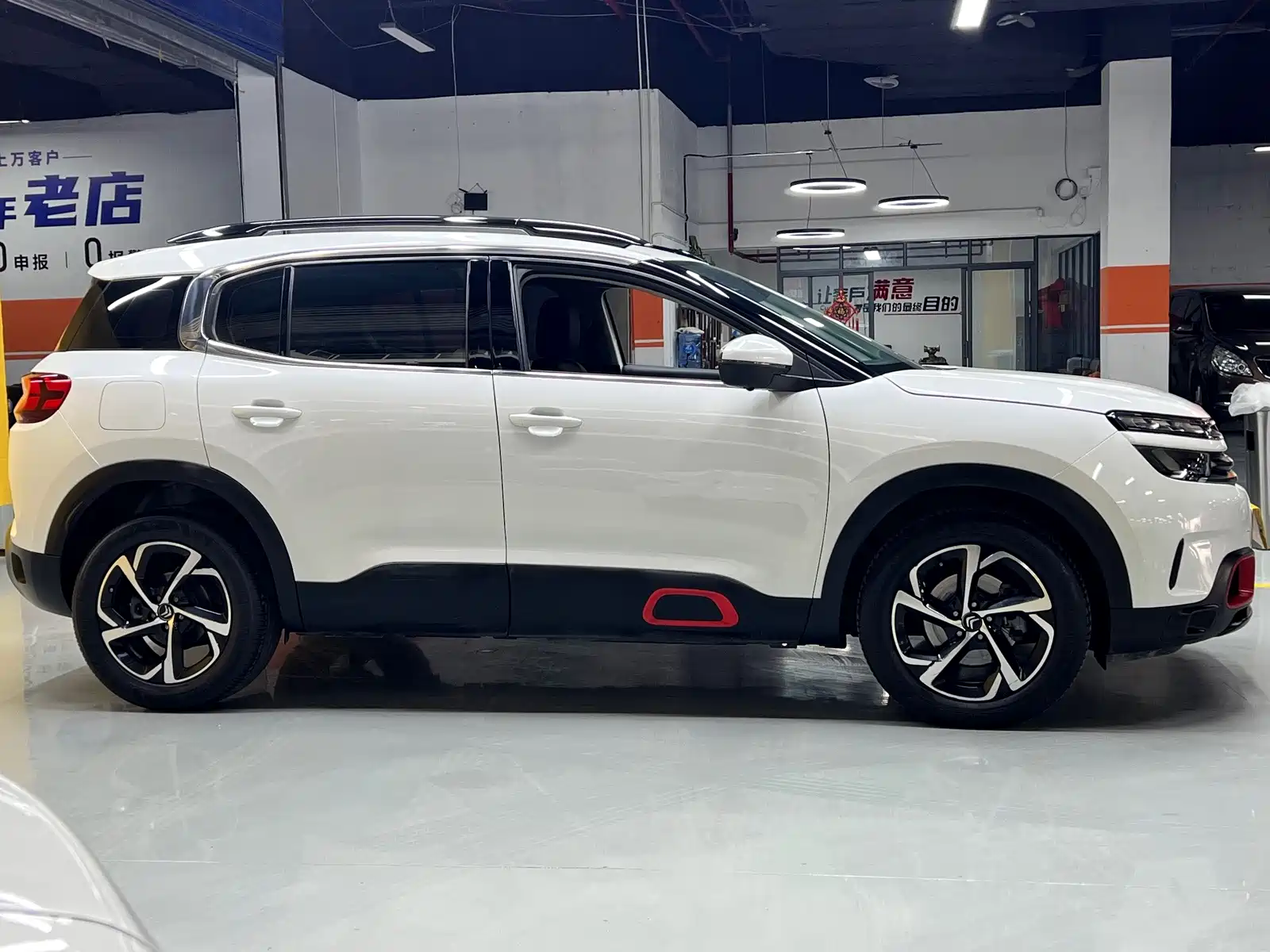 Фото 8 - Citroën Tianyi C5 AIRCROSS