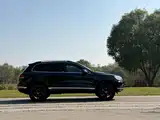 Фото 4 - Volkswagen Touareg