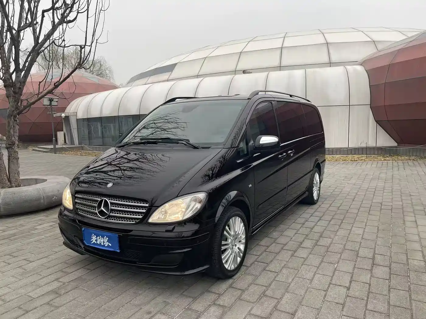 Mercedes-Benz Viano (Import) 2010 Model Viano 3.5L
