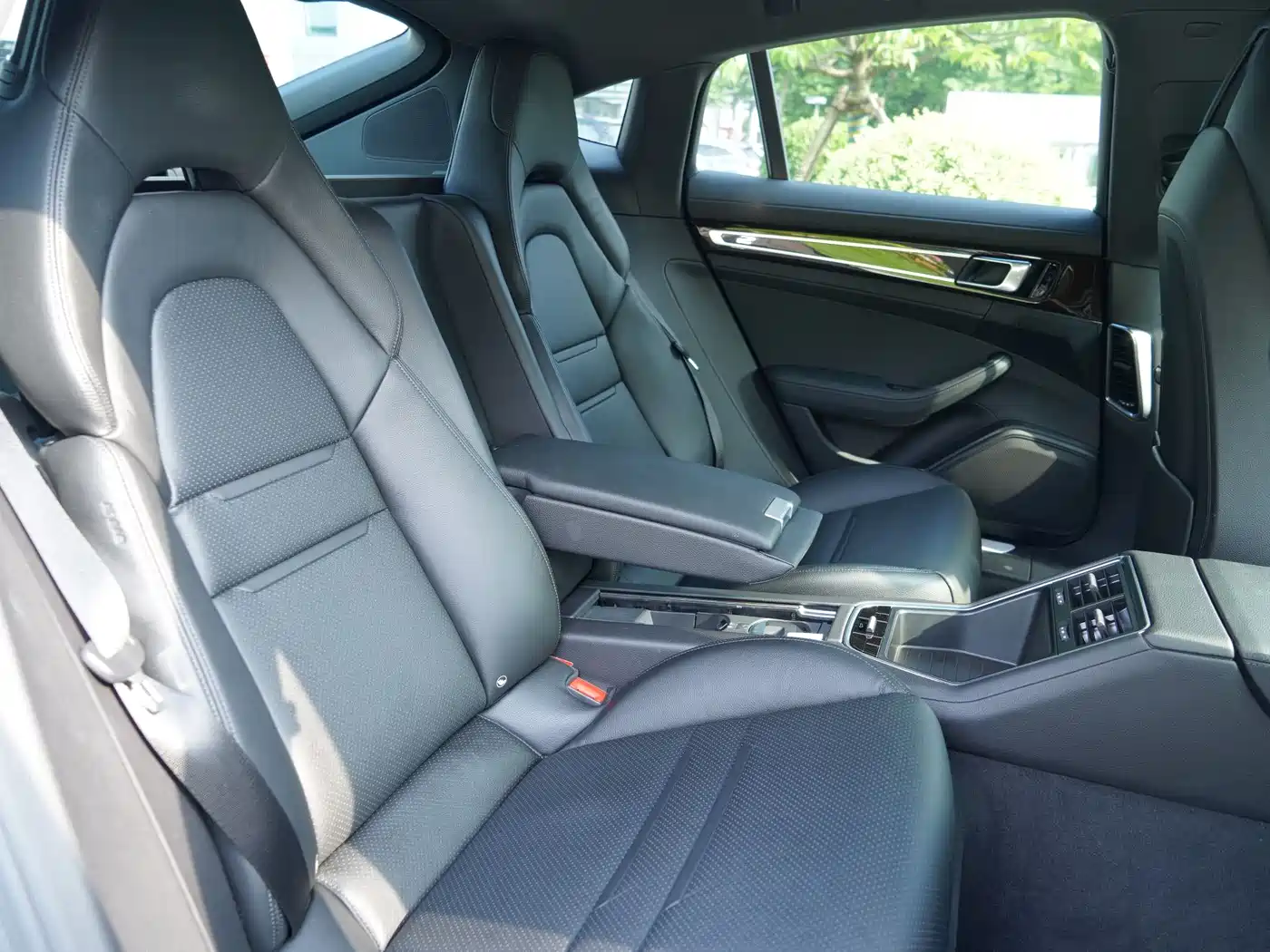 Porsche Panamera 2017 Panamera 3.0T фото 12