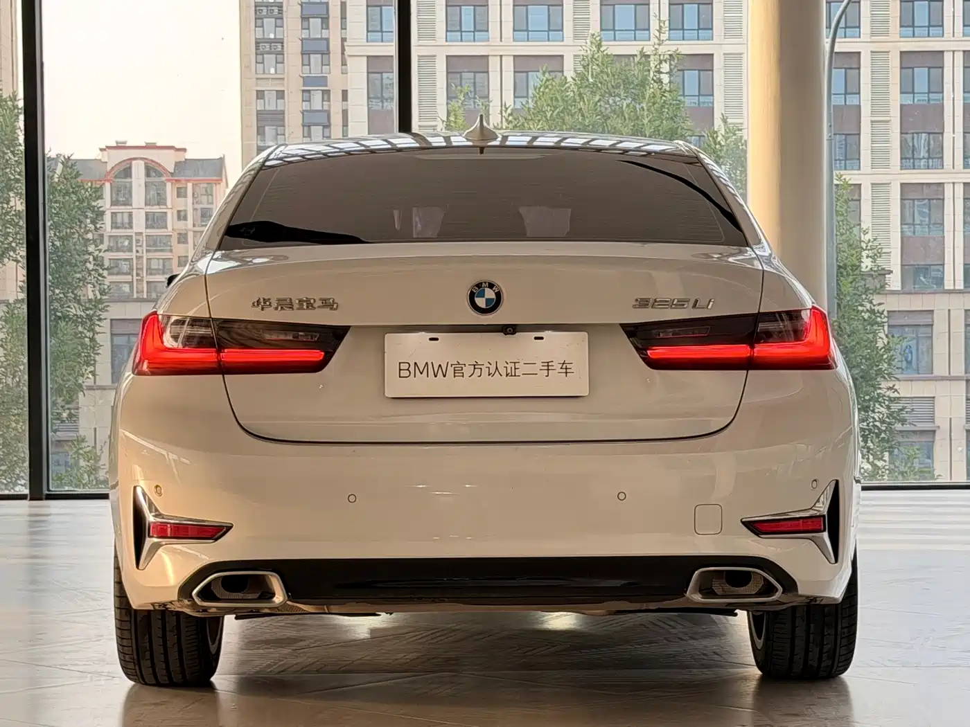 BMW 3 Series 2020 325Li Launch Edition фото 6