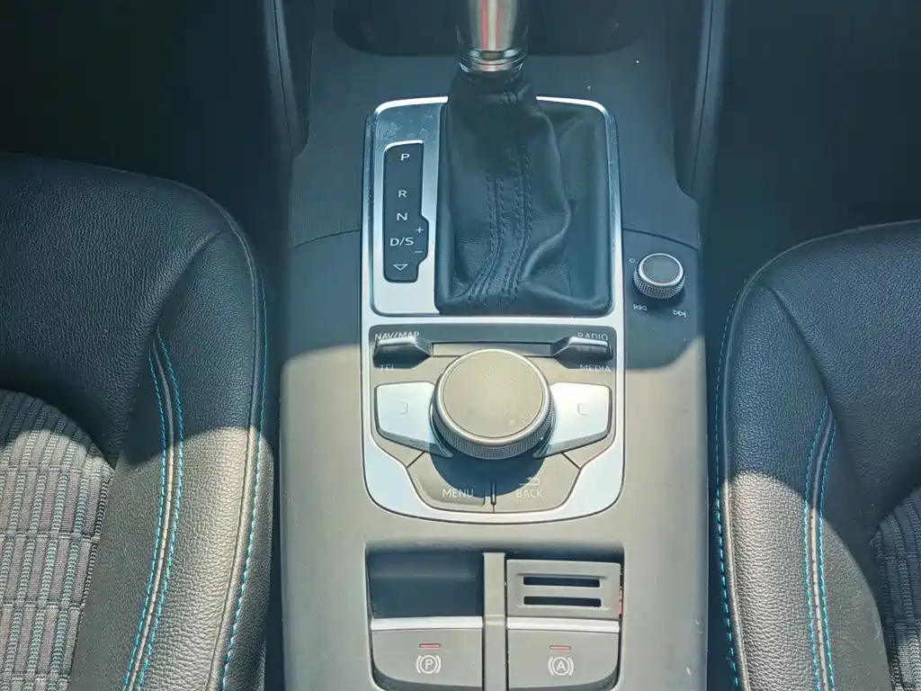 Audi A3 2019 Limousine 35 TFSI Fashion China VI фото 17