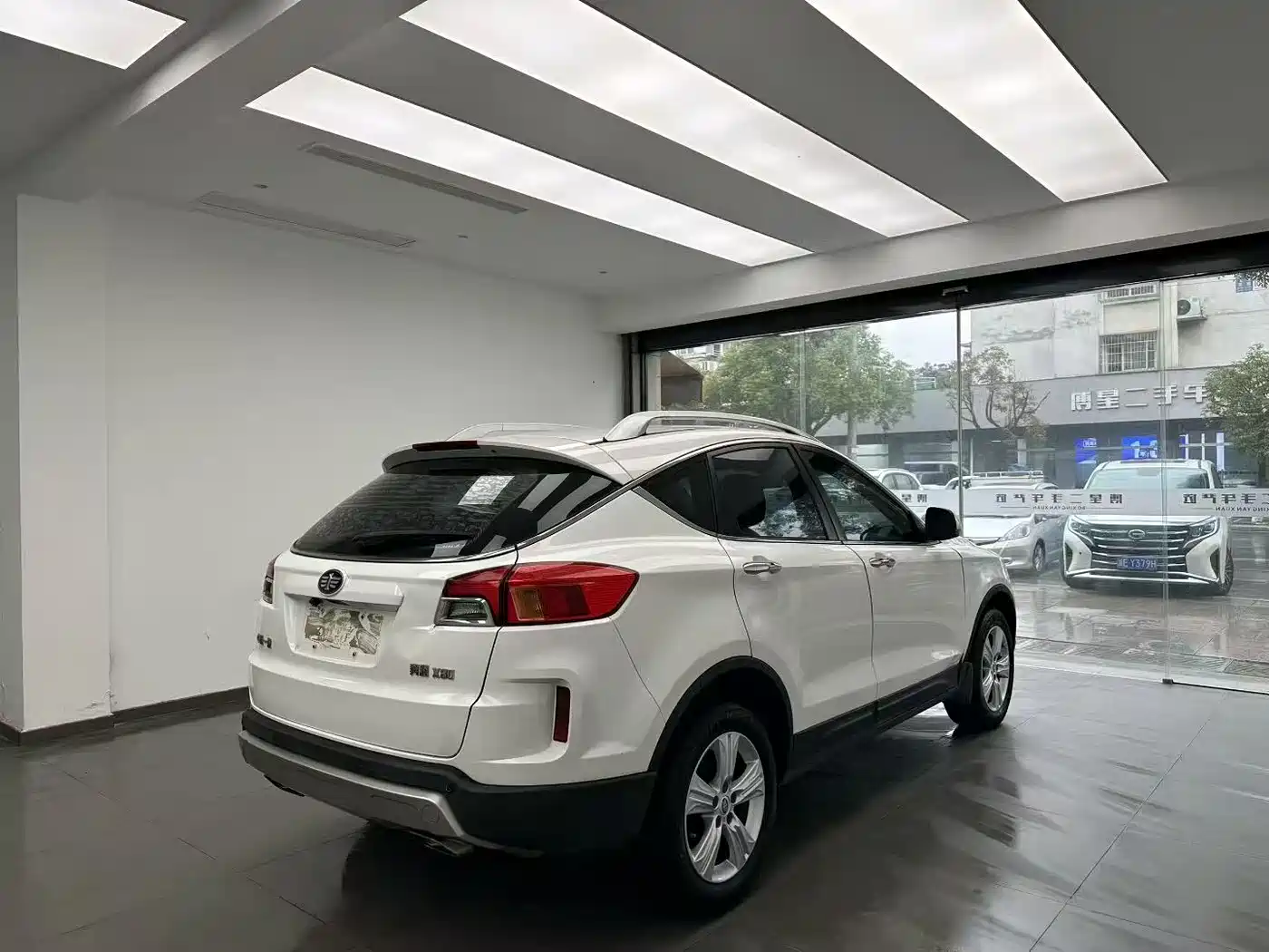 Besturn X80 2015 2015 2.0L Automatic Comfort