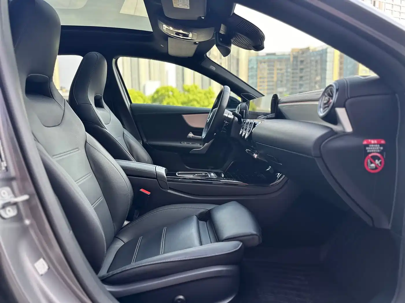 Mercedes-Benz A-Class AMG (Import) 2025 AMG A 35 4MATIC фото 14