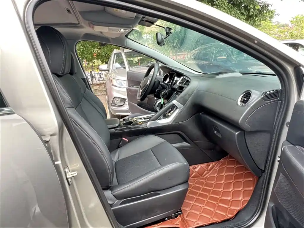 Peugeot 3008 2015 1.6THP Automatic Classic Edition фото 3