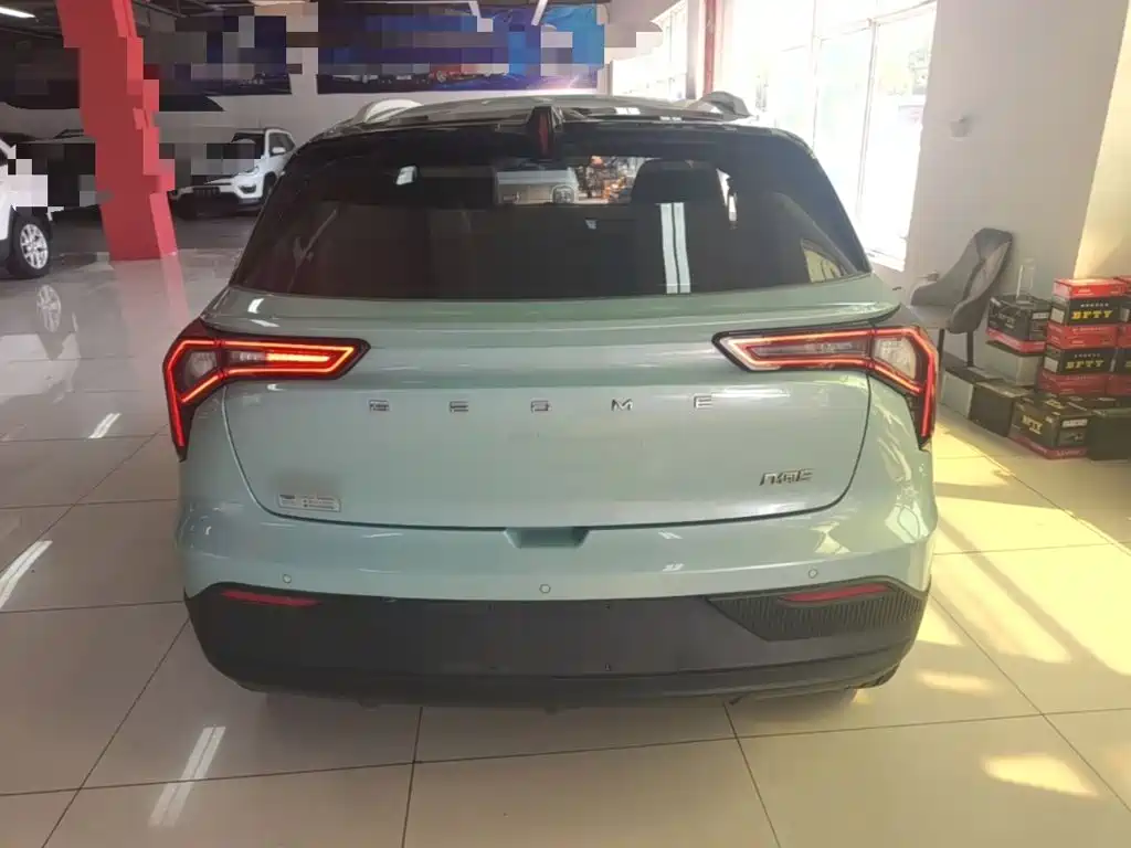 Фото 6 - Geely Geometry E Firefly