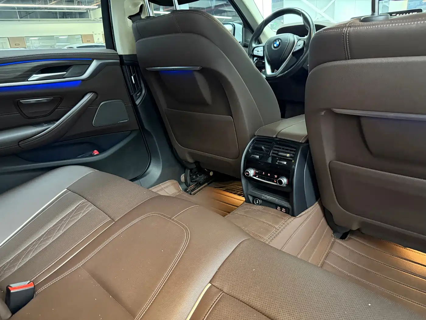 BMW 5 Series 2021 530Li Leading M Sport Package фото 12