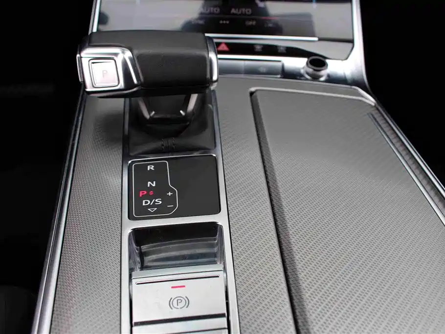 Audi A6L 2024 45 TFSI Premium Dynamic фото 9