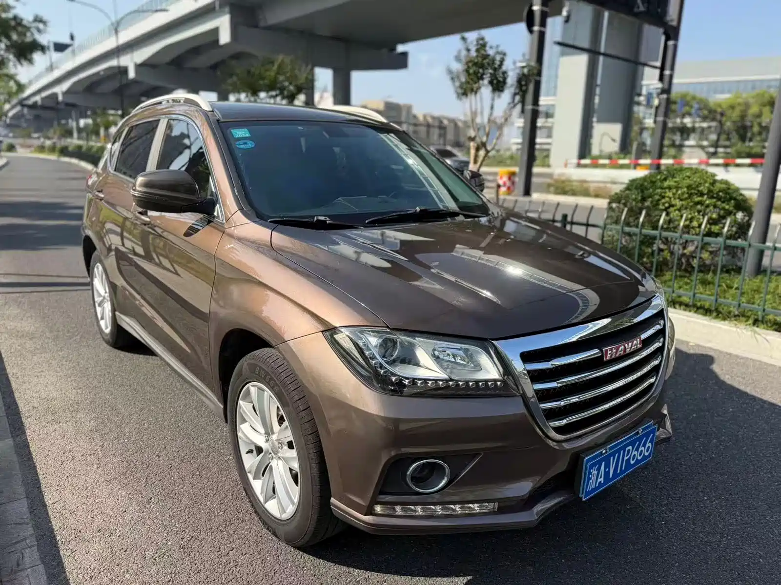 Фото 3 - Haval H2