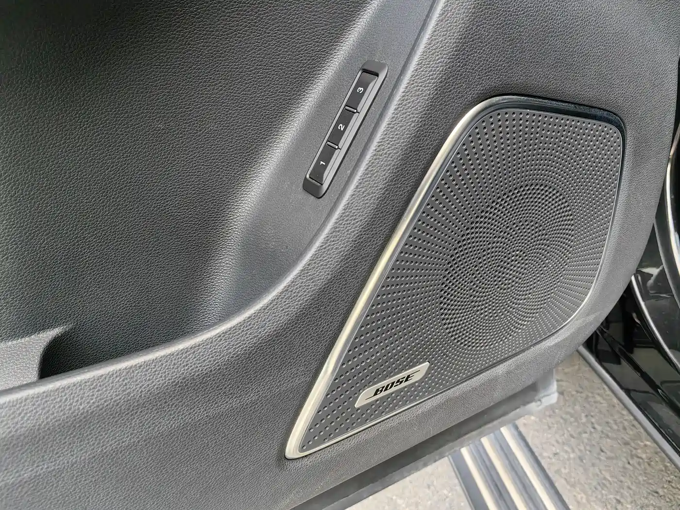 Hongqi HS7 2019 3.0T Automatic 4WD Smart Connection Flag Smooth Edition фото 25